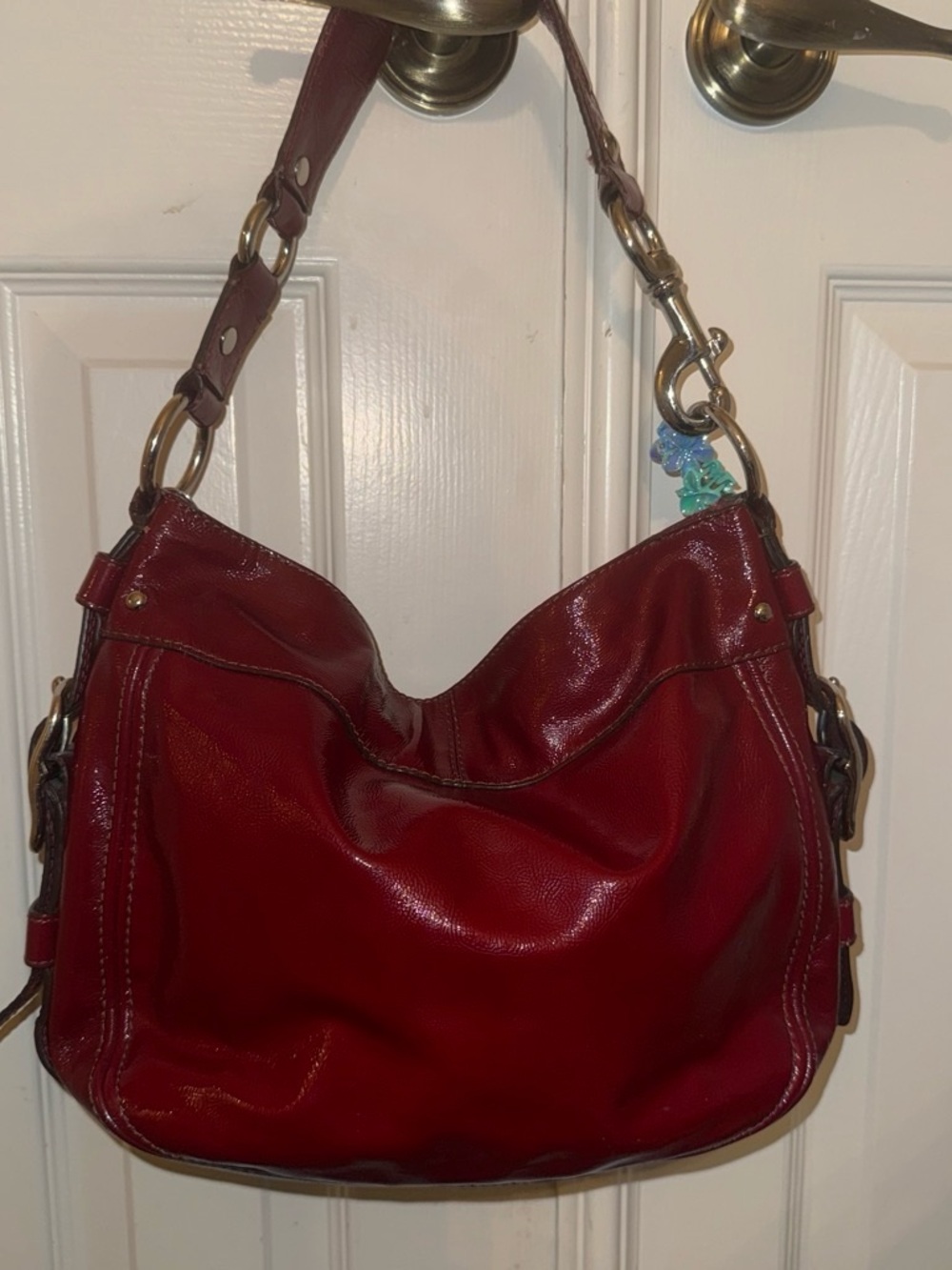 Sold: Coach Zoe Burgundy Glossy Leather Shoulder Hobo with Chain Accent - Picture 2 of 7